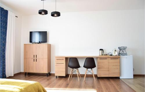 Wolsztyn Apartment | Cozy Apartment In Wilcze With Sauna