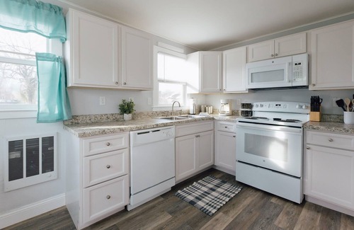 Bristol Apartment | Cozy Apartment Near Downtown Bristol