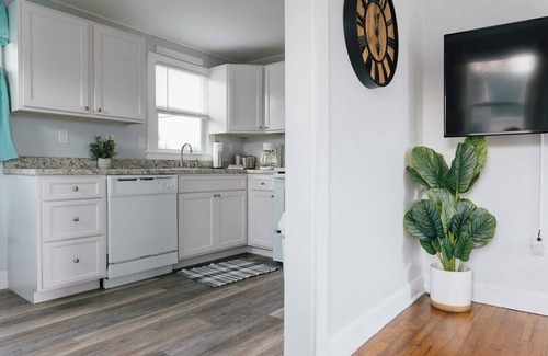 Bristol Apartment | Cozy Apartment Near Downtown Bristol