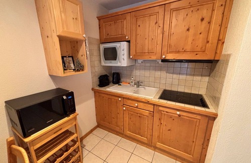 La Clusaz Apartment | Cozy apartment near slopes with garage, WIFI, terrace - La Clusaz