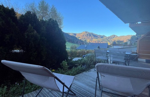 La Clusaz Apartment | Cozy apartment near slopes with garage, WIFI, terrace - La Clusaz