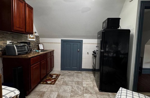 Getty Square Apartment | Cozy Apartment to Relax - Apartment "B"