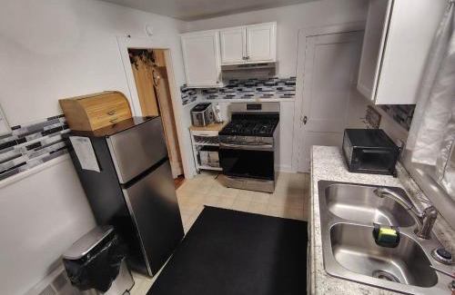 Tire Hill Apartment | Cozy apartment with a scenic view