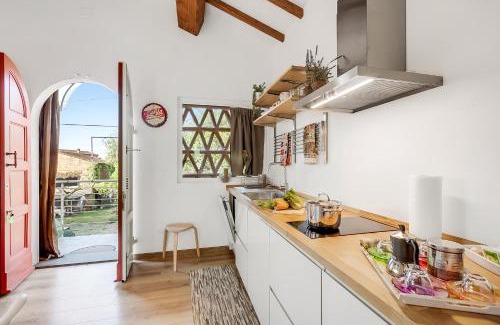 Pian di Sco Apartment | Cozy Apt inTypical Hayloft with Garden - Happy Rentals
