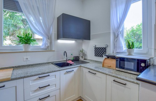 Gorizia Apartment | Cozy Apt with Private Terrace