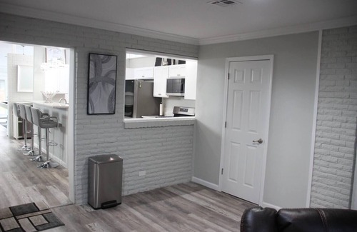 Lake Charles House | Cozy Bayou Mid-Century Modern