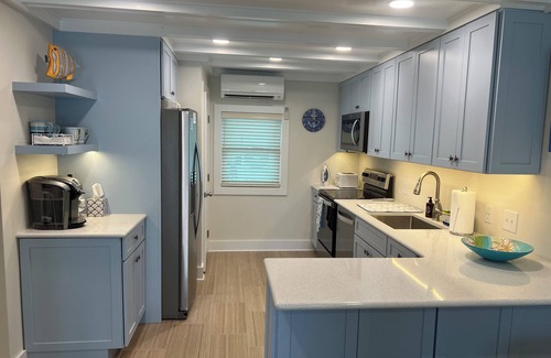 Rehoboth by the Sea Condo | Cozy Beach Block Condo - Summer weekly