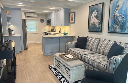 Rehoboth by the Sea Condo | Cozy Beach Block Condo - Summer weekly