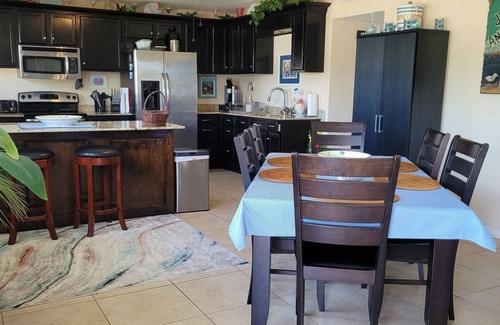 Ormond Beach Manors House | Cozy Beach Home, WIFI, Turnkey, Walk to the Beach