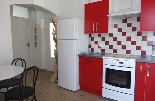 La Faute-sur-Mer House | Cozy Beachside Villa with Enclosed Garden, Near Town Center - La Faute-sur-Mer