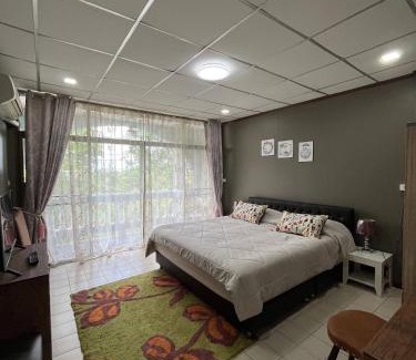 Puk Tian House | Cozy Beachside Retreat in Puek Tian, Thailand