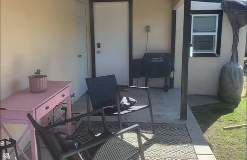 Poway Apartment | Cozy bedroom with private entrance in charming Poway with WiFi access
