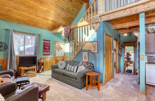 Lead Cabin | Cozy Black Hills Retreat | 1 Bed, 1 Bath