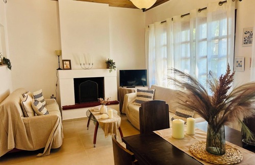 Nea Palatia House | Cozy, bright home near to the nature for calm moments.