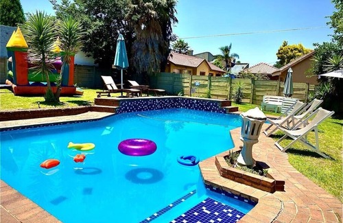 Randfontein House | Cozy Budget Standard Room with Pool