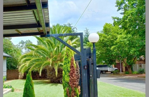 Randfontein House | Cozy Budget Standard Room with Pool