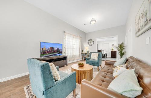 Buffalo Apartment | Cozy Buffalo Getaway Minutes to Downtown & Bills Stadium