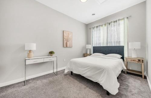 Buffalo Apartment | Cozy Buffalo Getaway Minutes to Downtown & Bills Stadium