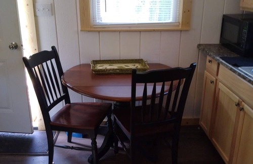Sequatchie Cabin | Cozy cabin in the mountains with hiking trails and gorgeous waterfalls close by!
