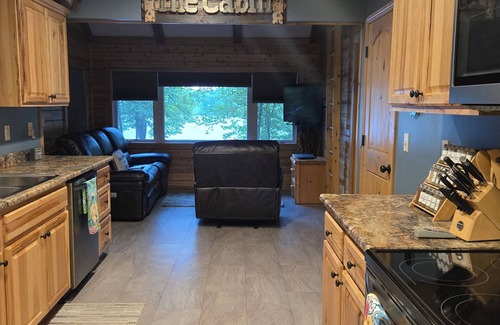 Alexandria Cabin | Cozy Cabin on Lake Victoria