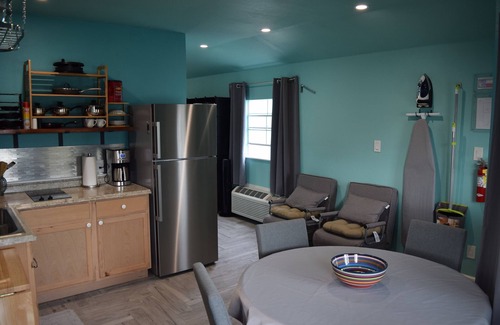 Clear Lake Shores Apartment | Cozy Cabin on the Water -Full Access