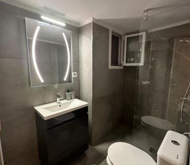Ano Patisia Apartment | Cozy central apartment with yard