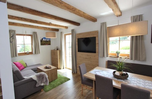 Weisspriach Ski Chalet | Cozy Chalet in Wei priach with Terrace