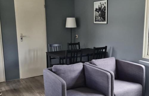 Hensbroek Ski Chalet | Cozy chalet on a holiday park near Alkmaar