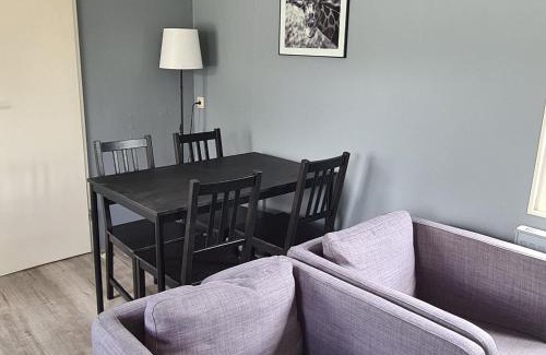 Hensbroek Ski Chalet | Cozy chalet on a holiday park near Alkmaar
