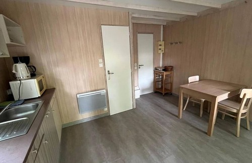 La Tessoualle Ski Chalet | Cozy chalet with terrace for 2 in Tessoualle