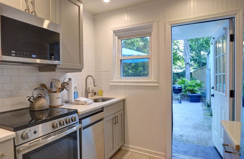 Mount Pleasant House | Cozy Coastal Cottage Centrally Located - Family Friendly-Side B