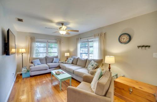 Cocoa House | Cozy Cocoa Home - Walk to River and Historic Village