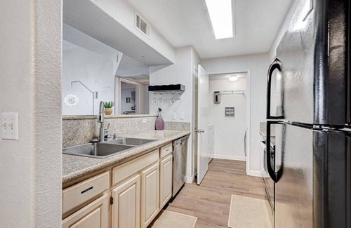Las Vegas Apartment | Cozy Comfy Condo in Vibrant Las Vegas
