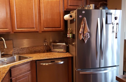 Tumacacori House | Cozy Corner Townhome, walking distance to everything Tubac! Pet Friendly!