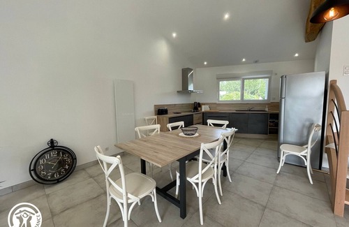 Les Magnils-Reigniers Cottage | Cozy Cottage for 6 with Terrace – Near La Faute sur Mer & Puy du Fou