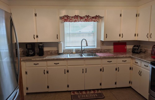 Supply Cottage | Cozy Cottage 1 mile from Holden Beach and Boat Launch. Dog Friendly!