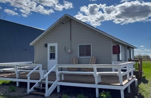 Starbuck Cabin | Cozy Cottage by Lake Minnewaska Beach