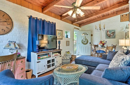 Summerville Historic District Cottage | Cozy Cottage < Half-Mi to Golfing!