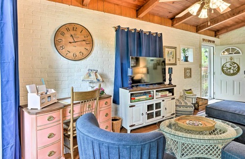 Summerville Historic District Cottage | Cozy Cottage < Half-Mi to Golfing!
