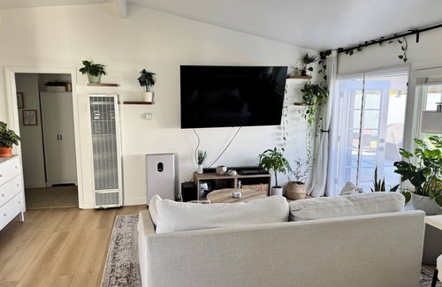 Harbor House | Cozy Cottage in Carson/Furnished/Pet-Friendly!