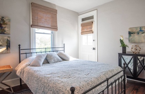 Hershey House | Cozy Cottage in Hershey with a 5-star location!