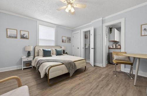 South Pensacola House | Cozy Cottage Studio in Pensacola