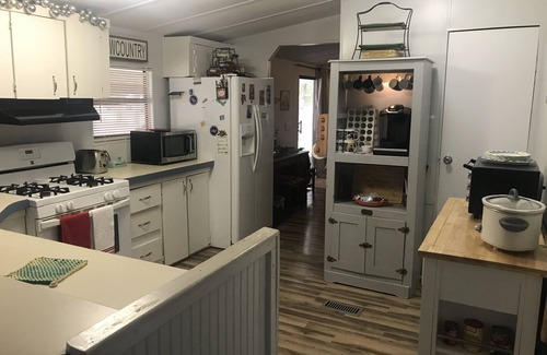 Waynesboro House | Cozy country cottage 35 minutes from Augusta National
