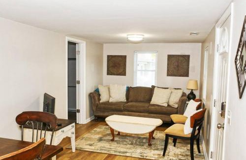 Maiden House | Cozy Country Home with Room for Entire Family