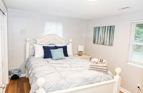 Maiden House | Cozy Country Home with Room for Entire Family