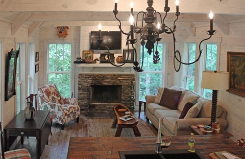 Mentone Cottage | Cozy Craftsman Cottage