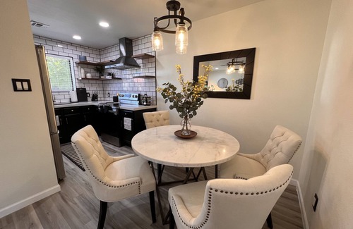 Yuma House | Cozy Crowder Condo - Chic hotel look with a home feel