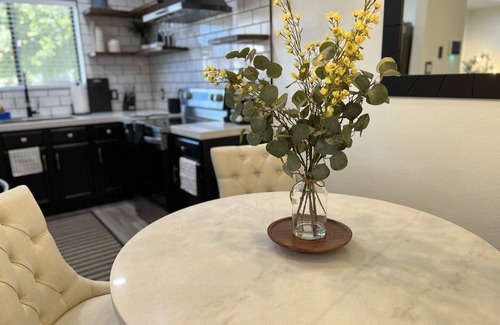 Yuma House | Cozy Crowder Condo - Chic hotel look with a home feel