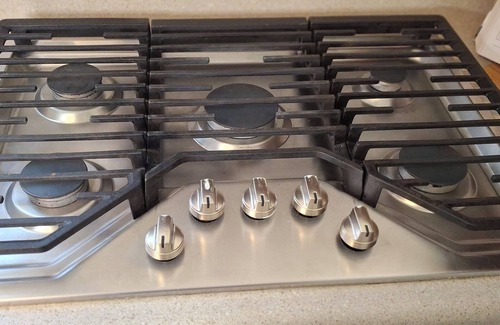 Durham House | Cozy Culdesac 3-bedroom home n4 Beds, Sleeps 6