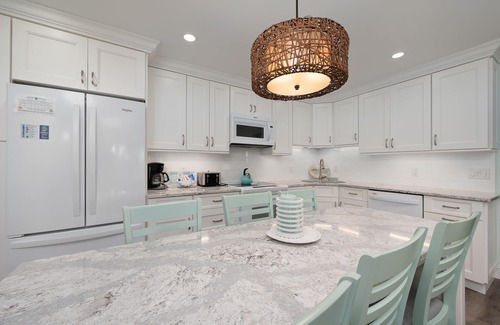 Sanibel Condo | Cozy Dockside 2 bedroom, 2 bath at Sanibel Moorings Resort #1322